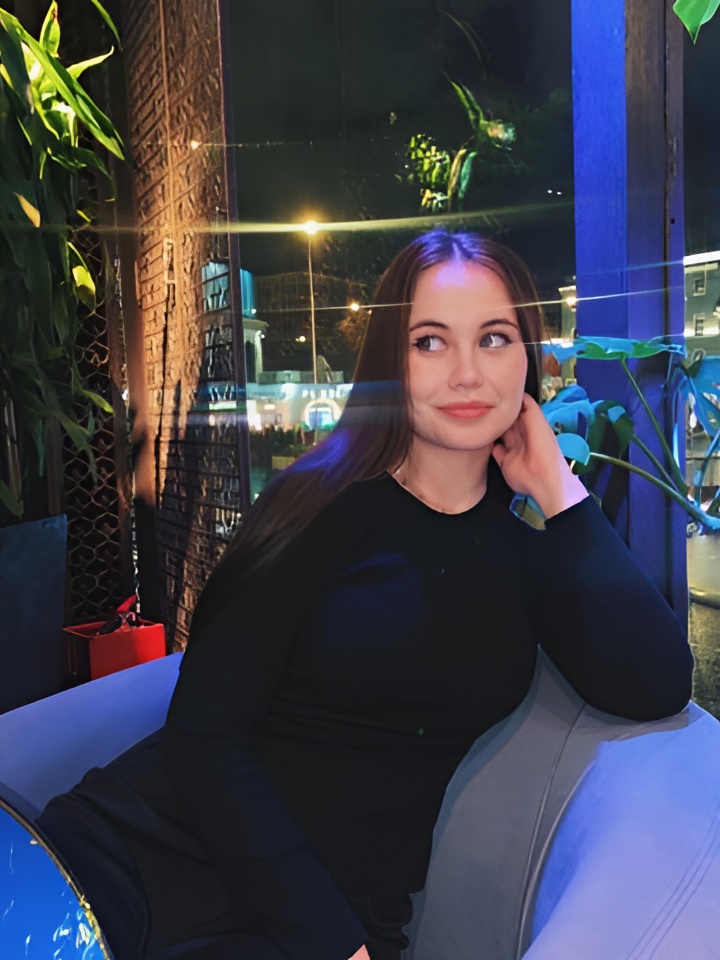 Софи привлекальеная девушка из Павло-Федоровка цена от 3000 руб