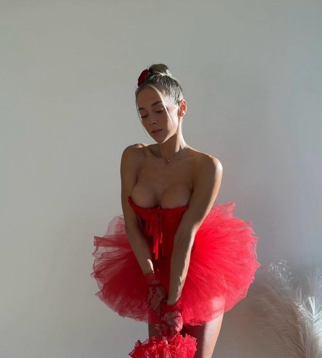 Настя привлекальеная девушка из Павло-Федоровка цена от 5000 руб