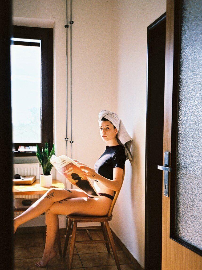 Зина привлекальеная девушка из Павло-Федоровка цена от 11000 руб