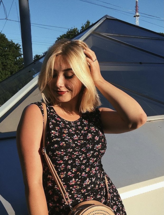 Индивидуалка Арина, доступна для личного знакомства от 9000 руб