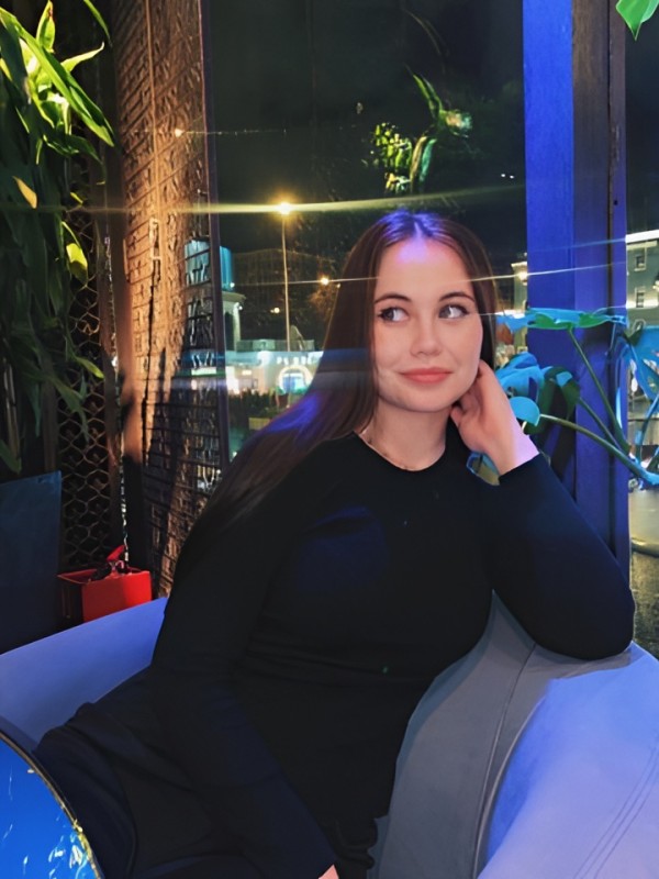 Софи привлекательная девушка из Павло-Федоровка цена от 3000 руб