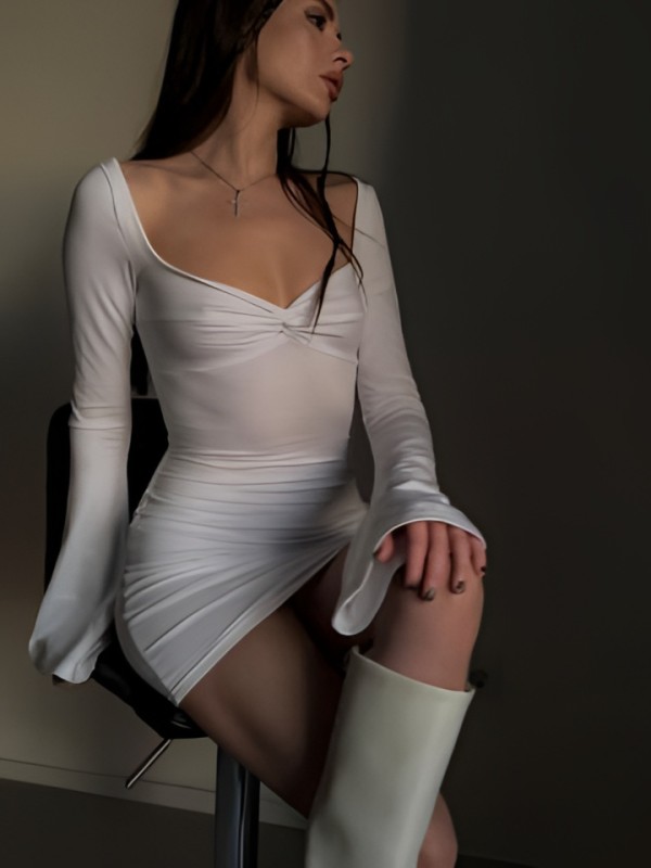 Ульяна привлекательная девушка из Павло-Федоровка цена от 2000 руб