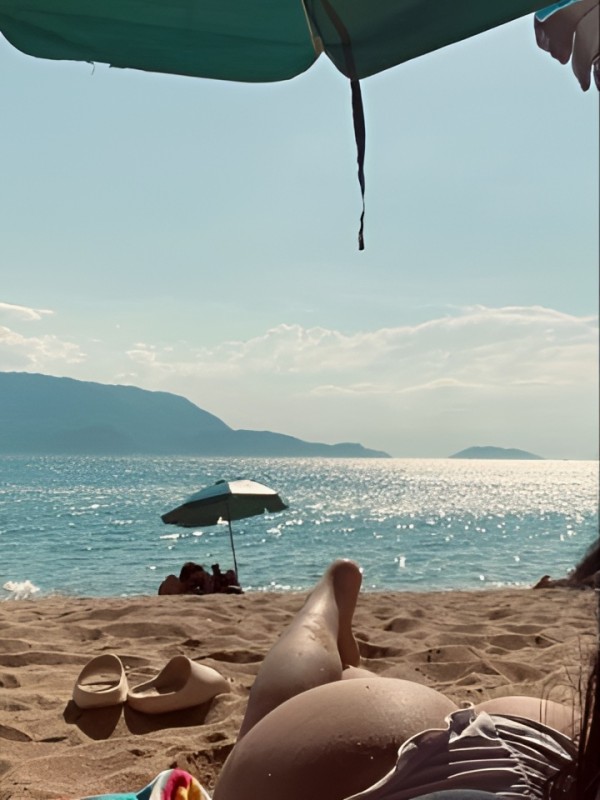 Зина привлекательная девушка из Павло-Федоровка цена от 4000 руб